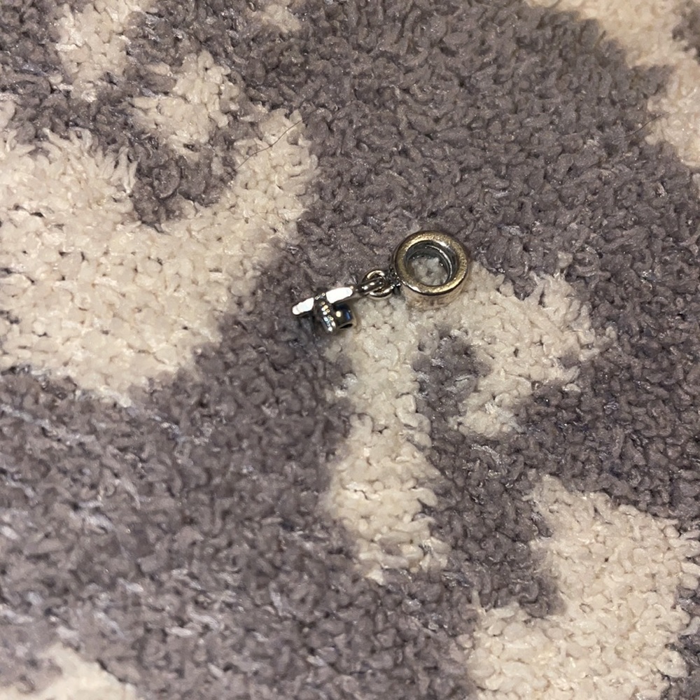 Authentic PANDORA Graduation Hat Charm - Picture 6 of 7